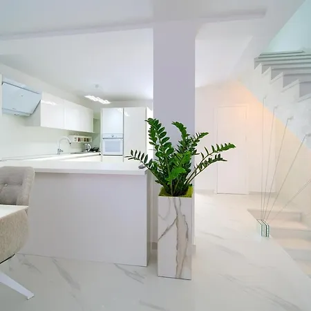 Casa Aurelia - Aurelia Design Apartment