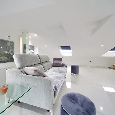 Casa Aurelia - Aurelia Design Apartment